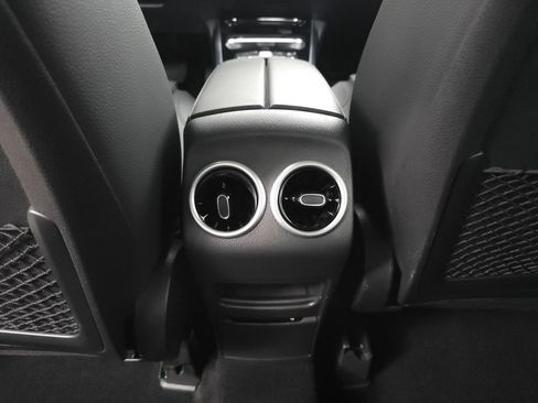 Certified 2026 Mercedes-Benz GLB 250 4MATIC image 23