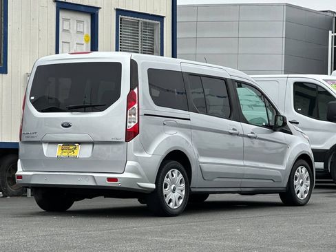 Certified 2021 Ford Transit Connect XLT FWD image 3
