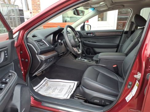 Used 2019 Subaru Outback 2.5i Limited w/ Popular Package #2 image 9