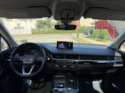 Used 2018 Audi Q7 3.0T Premium Plus AWD/4WD image 28
