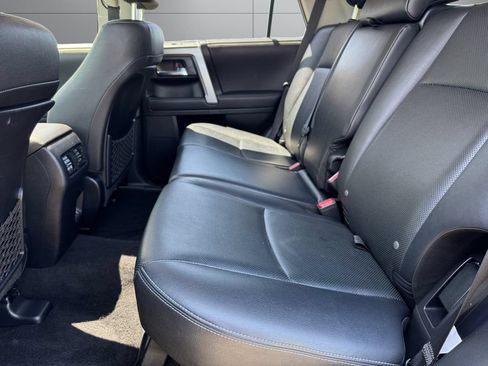 Used 2020 Toyota 4Runner Limited AWD/4WD image 16