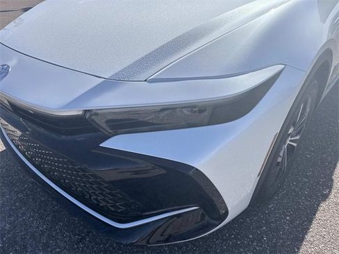 New 2026 Toyota Crown XLE image 10