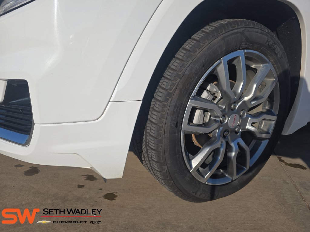 Used 2024 GMC Terrain Denali AWD/4WD image 33