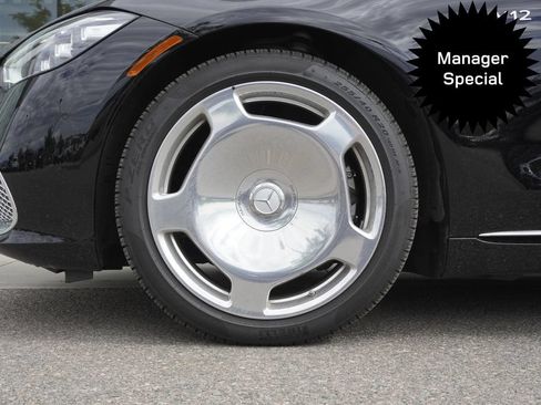 Used 2025 Mercedes-Benz Maybach S 680 4MATIC image 34