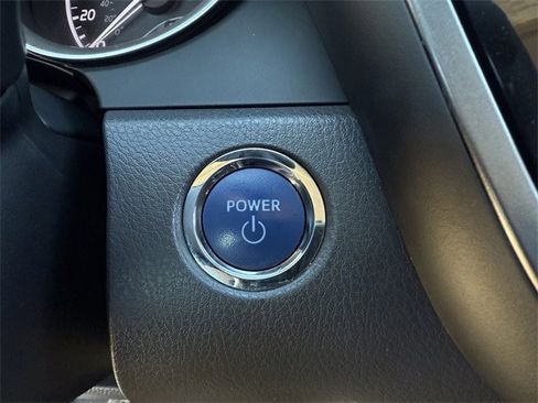 Used 2024 Toyota Camry LE image 22