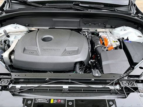 New 2026 Volvo XC60 T8 Plus w/ Protection Package Premier AWD/4WD image 38