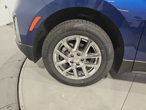 Used 2023 Chevrolet Equinox LT AWD/4WD image 27
