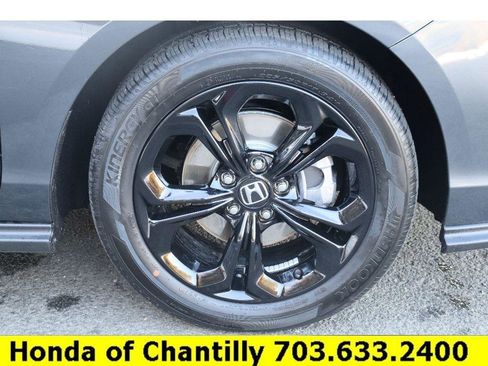 Used 2025 Honda Accord SE image 28