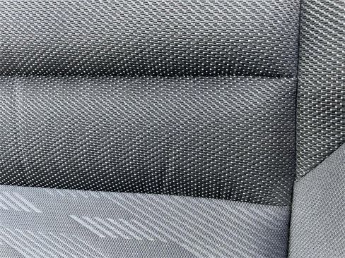 Used 2023 Nissan Frontier SV w/ Technology Package image 18