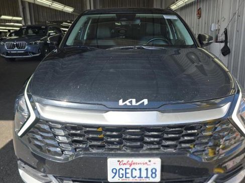 Used 2023 Kia Sportage EX FWD image 2