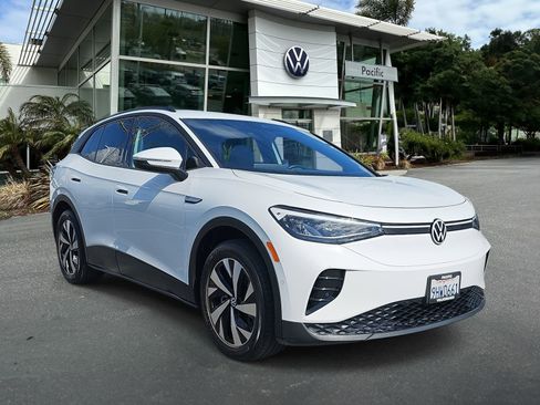 Used 2023 Volkswagen ID.4 Pro image 3