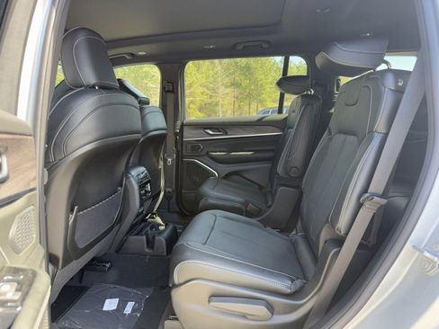 New 2025 Jeep Grand Cherokee L Overland w/ Trailer Tow Package image 15