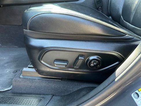 Used 2022 Jeep Grand Cherokee L Limited image 21