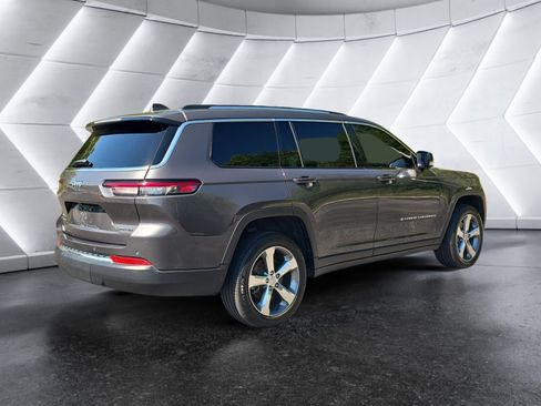 Used 2021 Jeep Grand Cherokee L Limited AWD/4WD image 5