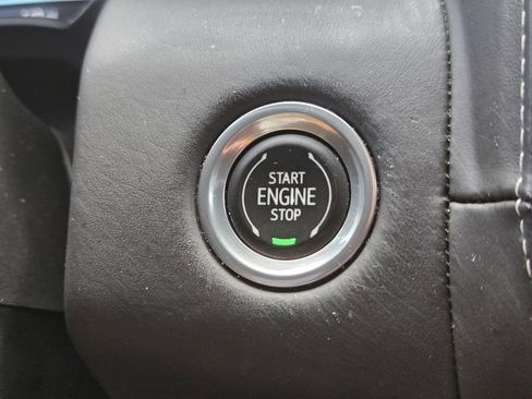 Used 2023 GMC Yukon Denali Ultimate AWD/4WD image 23
