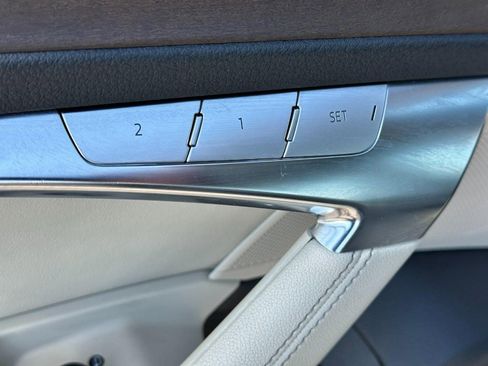 Used 2024 Audi A6 Premium Plus image 17