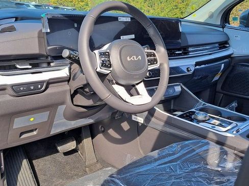 New 2026 Kia Carnival SX w/ SX Dark Edition Package image 7