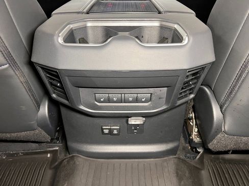 Used 2024 Toyota Tundra Platinum AWD/4WD image 13