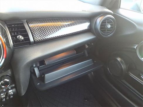 Used 2019 MINI Cooper S w/ Signature Upholstery Package image 24