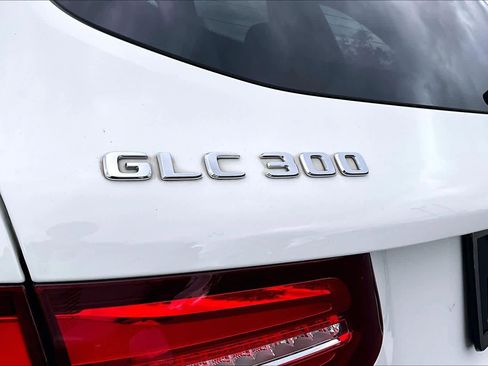 Certified 2019 Mercedes-Benz GLC 300 image 9