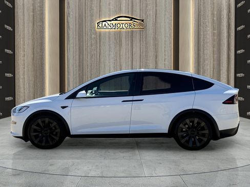 Used 2023 Tesla Model X AWD/4WD image 4