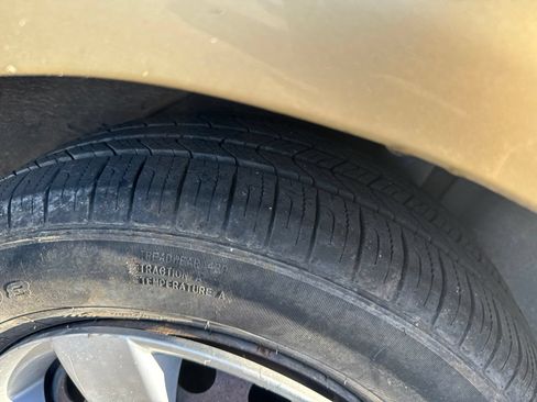 Used 2011 Kia Rio LX FWD image 12