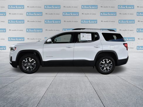 Used 2023 GMC Acadia SLE w/ Driver Convenience Package FWD image 10