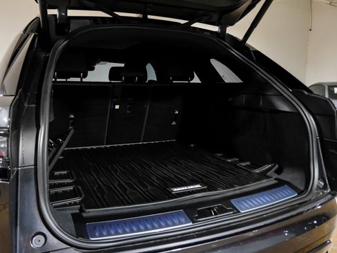 Used 2024 Land Rover Range Rover Velar Dynamic SE image 58