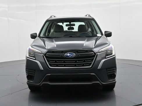 Used 2023 Subaru Forester AWD/4WD image 3