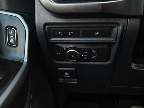 Certified 2022 Ford F150 XLT w/ Equipment Group 302A High image 40