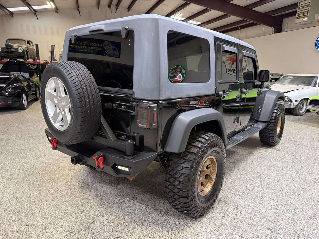 Used 2015 Jeep Wrangler Unlimited Sport w/ Quick Order Package 24S AWD/4WD image 7