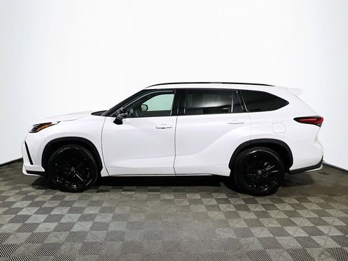 Certified 2025 Toyota Highlander XSE AWD/4WD image 5