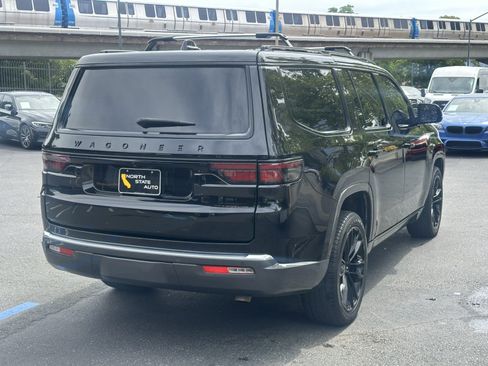 Used 2022 Jeep Wagoneer Series III w/ Premium Group I image 9