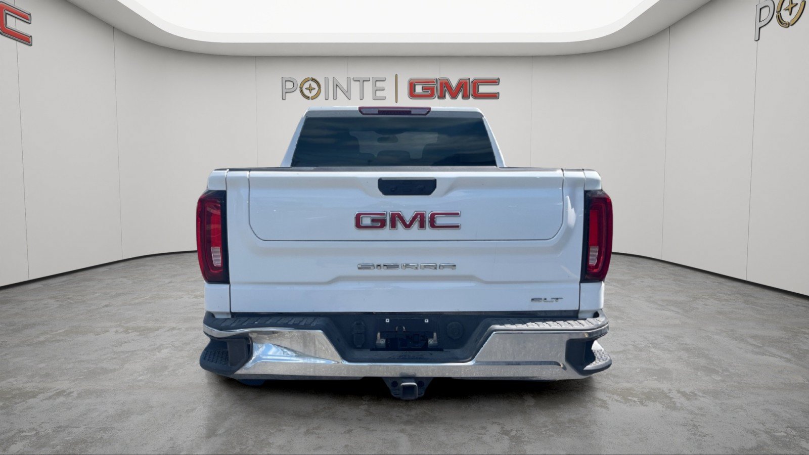 Used 2025 GMC Sierra 1500 SLT AWD/4WD image 7