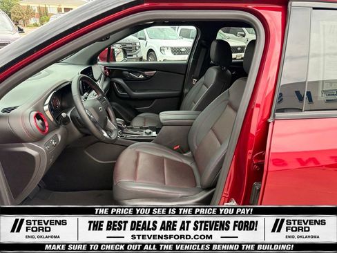 Used 2025 Chevrolet Blazer RS FWD image 11