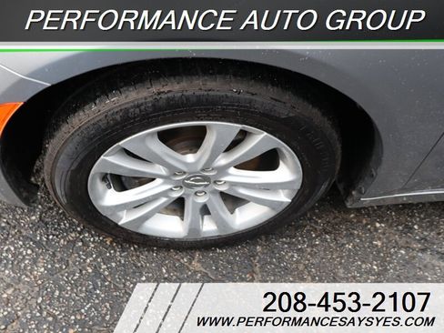 Used 2015 Chrysler 200 Limited image 23