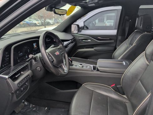 Used 2022 Cadillac Escalade ESV Sport w/ Touring Package image 33