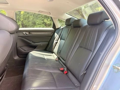 Used 2018 Honda Accord EX-L image 26