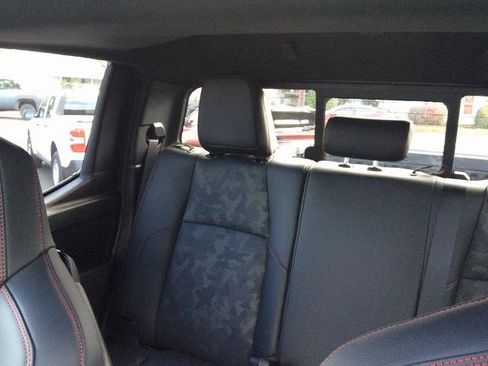 Used 2025 Toyota Tacoma TRD Pro image 40