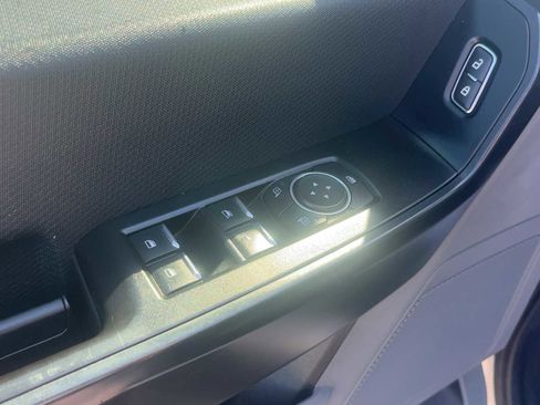 Used 2022 Ford F150 XL w/ Equipment Group 101A High AWD/4WD image 30