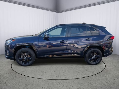 Used 2019 Toyota RAV4 XSE image 5