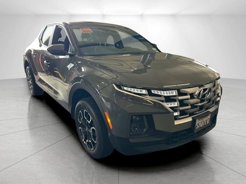 Used 2024 Hyundai Santa Cruz SE AWD/4WD image 1