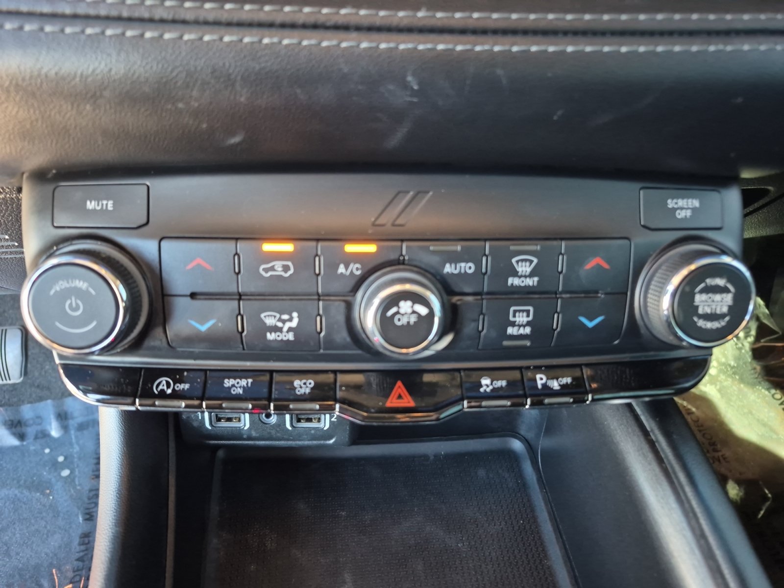 Used 2022 Dodge Durango SXT RWD image 30