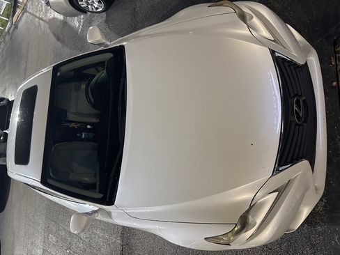 Used 2014 Lexus IS 250 image 2