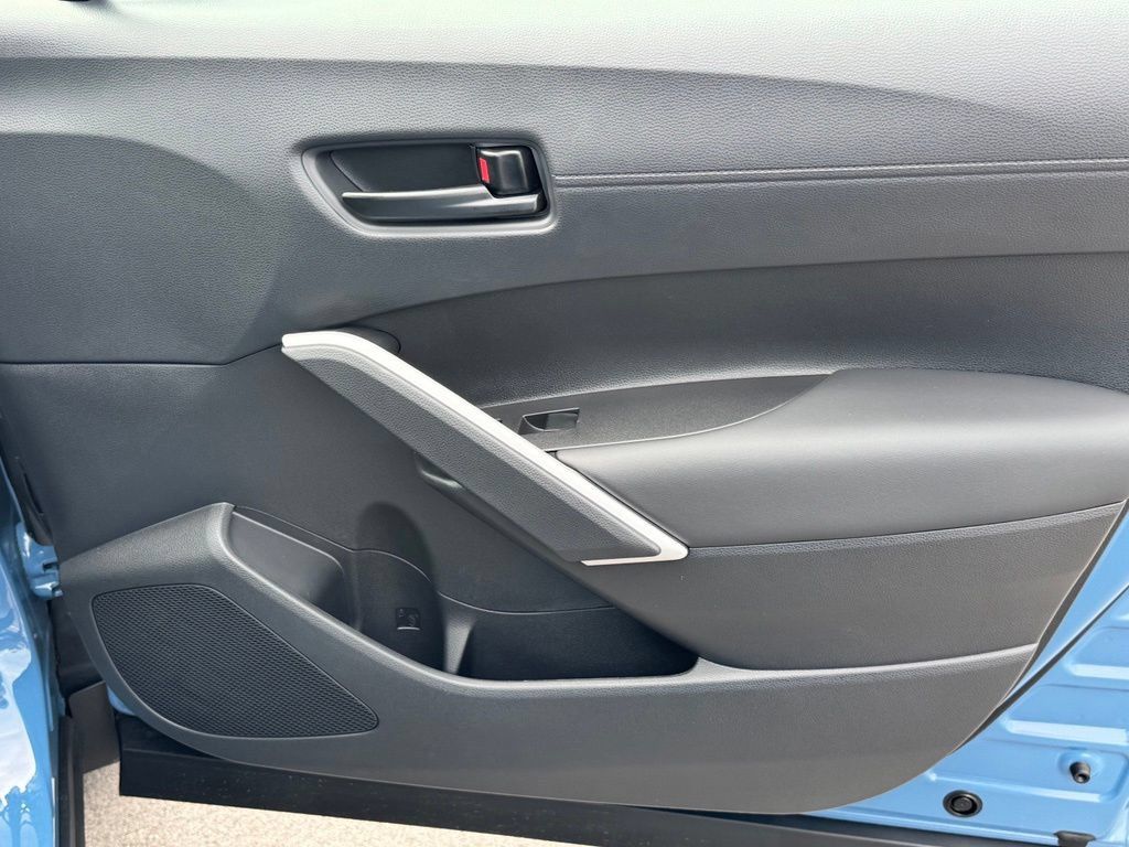New 2026 Toyota Corolla Cross LE FWD image 25