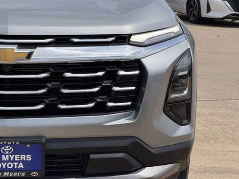 Used 2025 Chevrolet Equinox LT FWD image 4