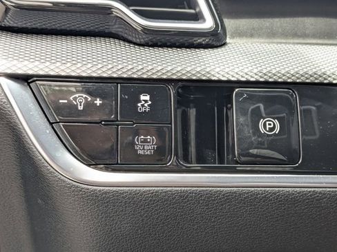 Certified 2023 Kia Sportage LX image 30