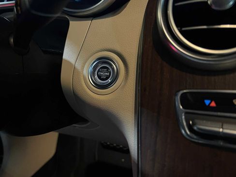 Certified 2021 Mercedes-Benz GLC 300 4MATIC image 31