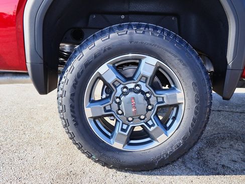 New 2026 GMC Sierra 2500 SLT w/ SLT Premium Package image 32