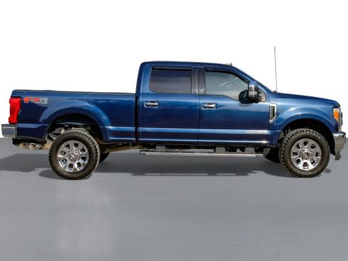 Used 2019 Ford F250 Lariat w/ Lariat Ultimate Package image 5
